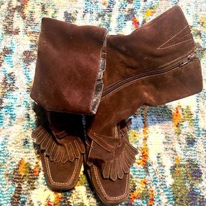 Aerosoles suede ankle boots. Gently used, good condition.